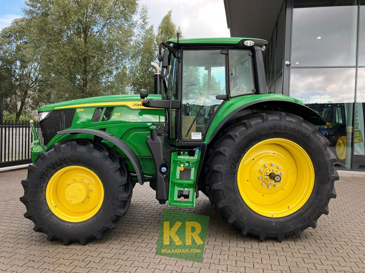 John Deere 6M 155  - Trator: foto 2 John Deere 6M 155  - Trator: foto 2