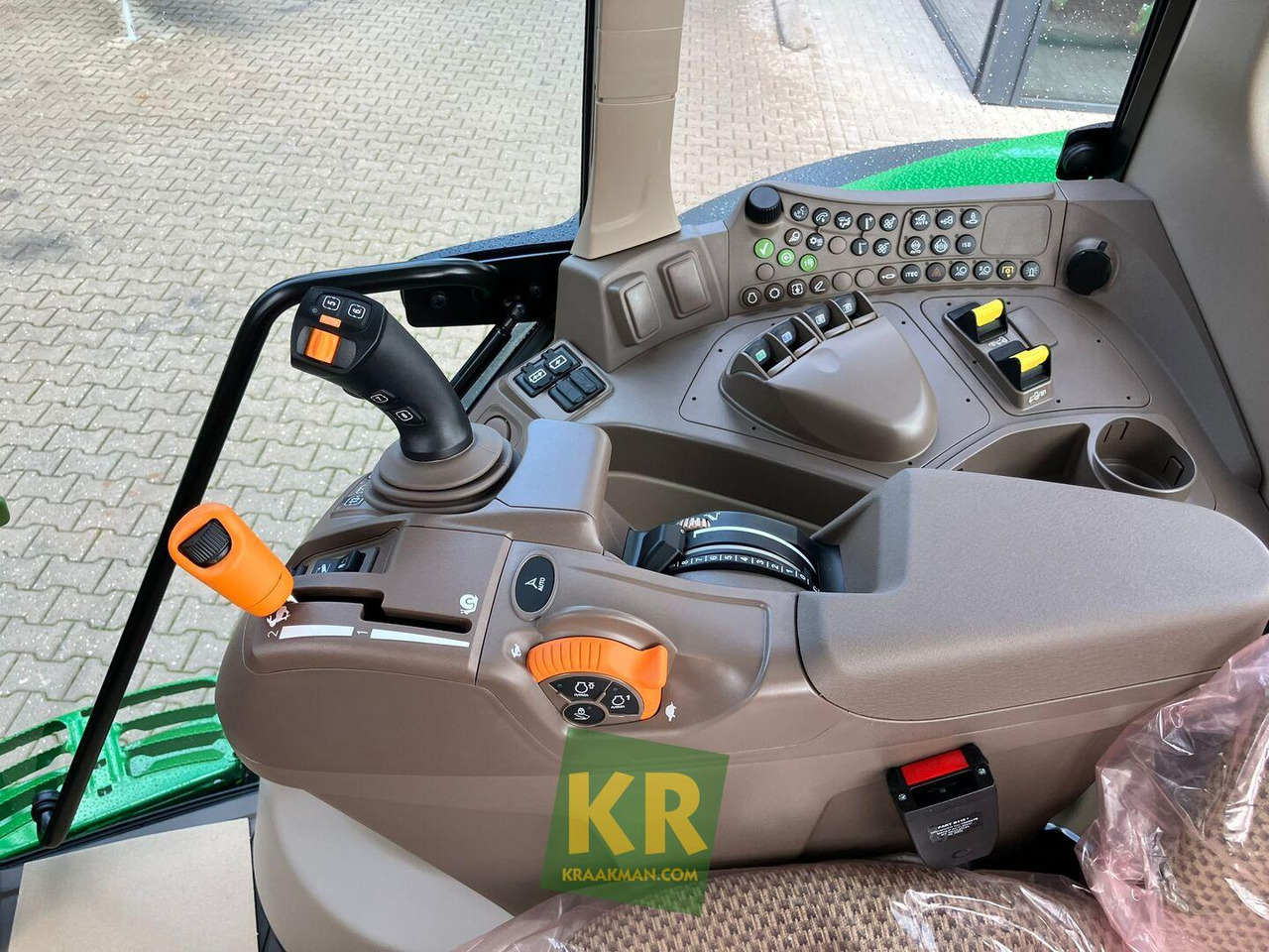 Leasing de John Deere 6M 155  John Deere 6M 155: foto 11