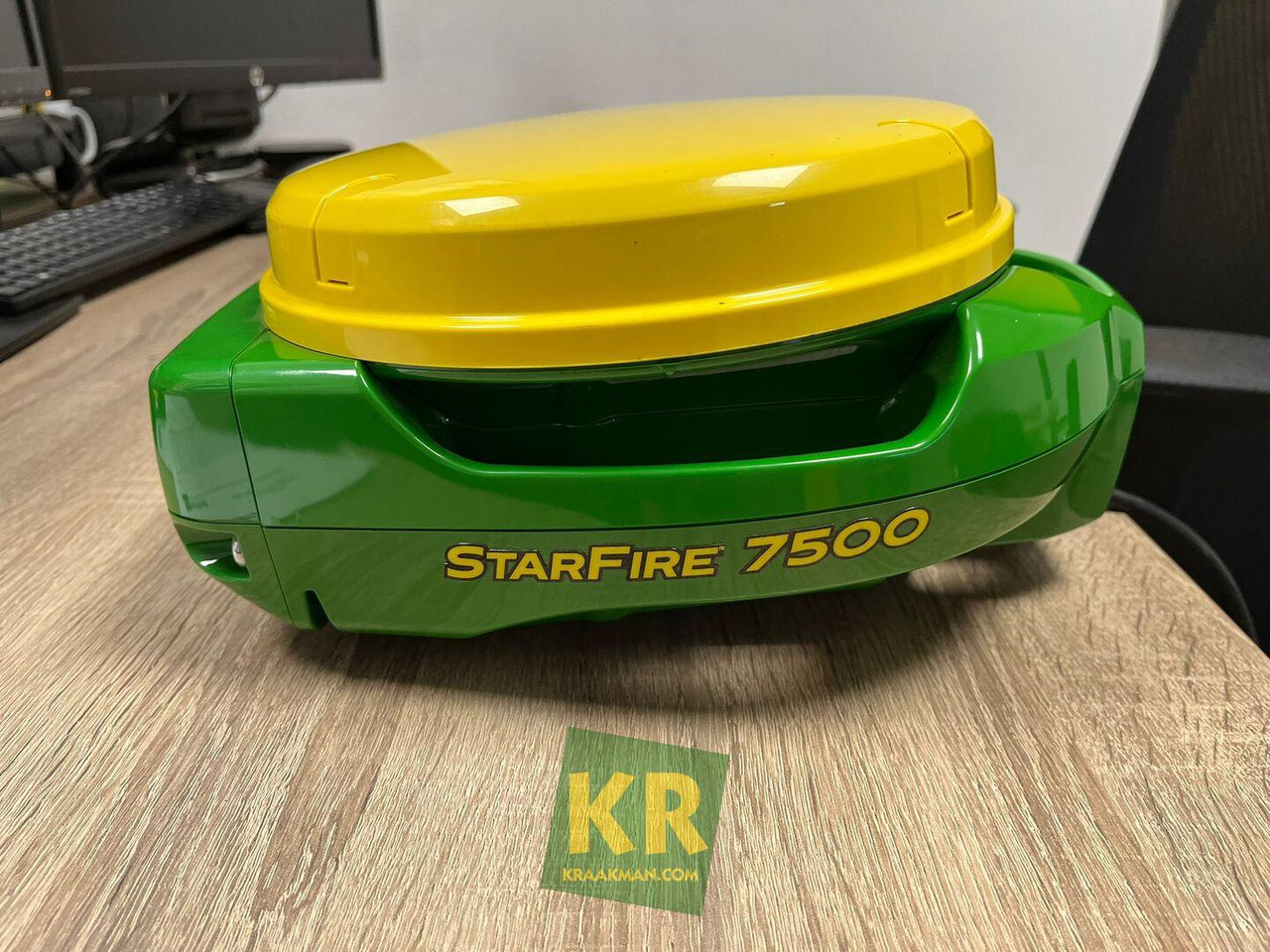 John Deere STARFIRE 7500 RECEIVER - Sistema de navegação: foto 2 John Deere STARFIRE 7500 RECEIVER - Sistema de navegação: foto 2