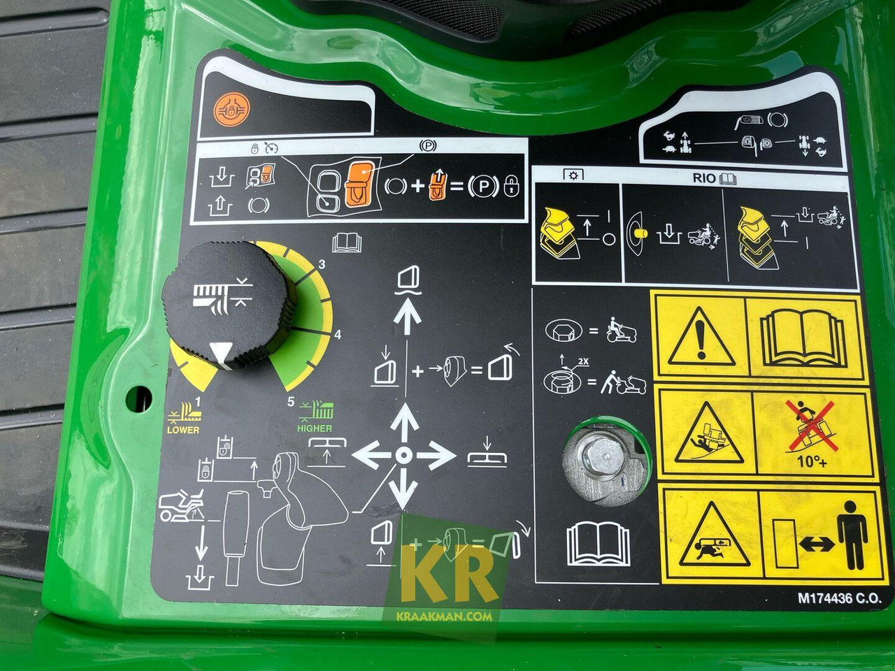 John Deere X950R - Cortador de grama: foto 4 John Deere X950R - Cortador de grama: foto 4