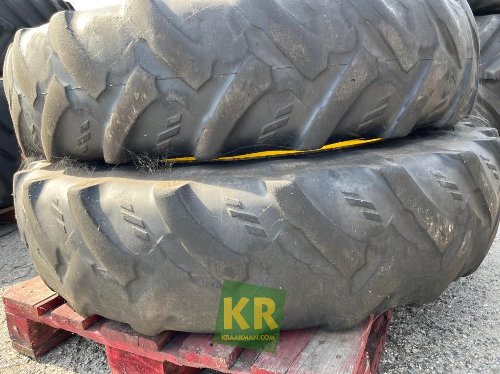 Kleber 270/95R32 Cropker - Roda completa por Máquina agrícola: foto 2 Kleber 270/95R32 Cropker - Roda completa por Máquina agrícola: foto 2