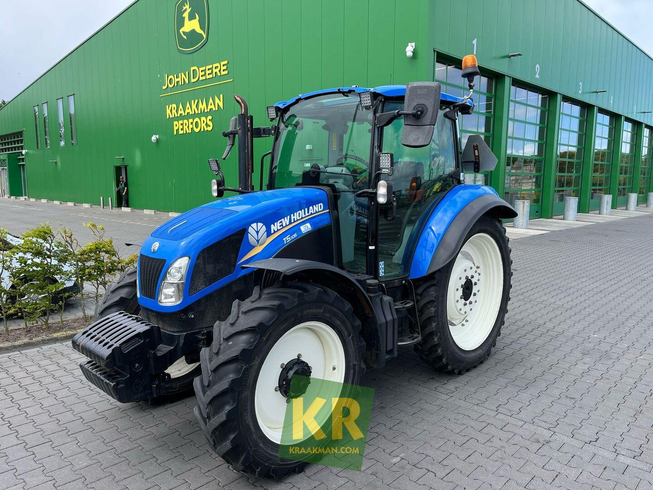 T5.105 New Holland - Trator: foto 1 T5.105 New Holland - Trator: foto 1