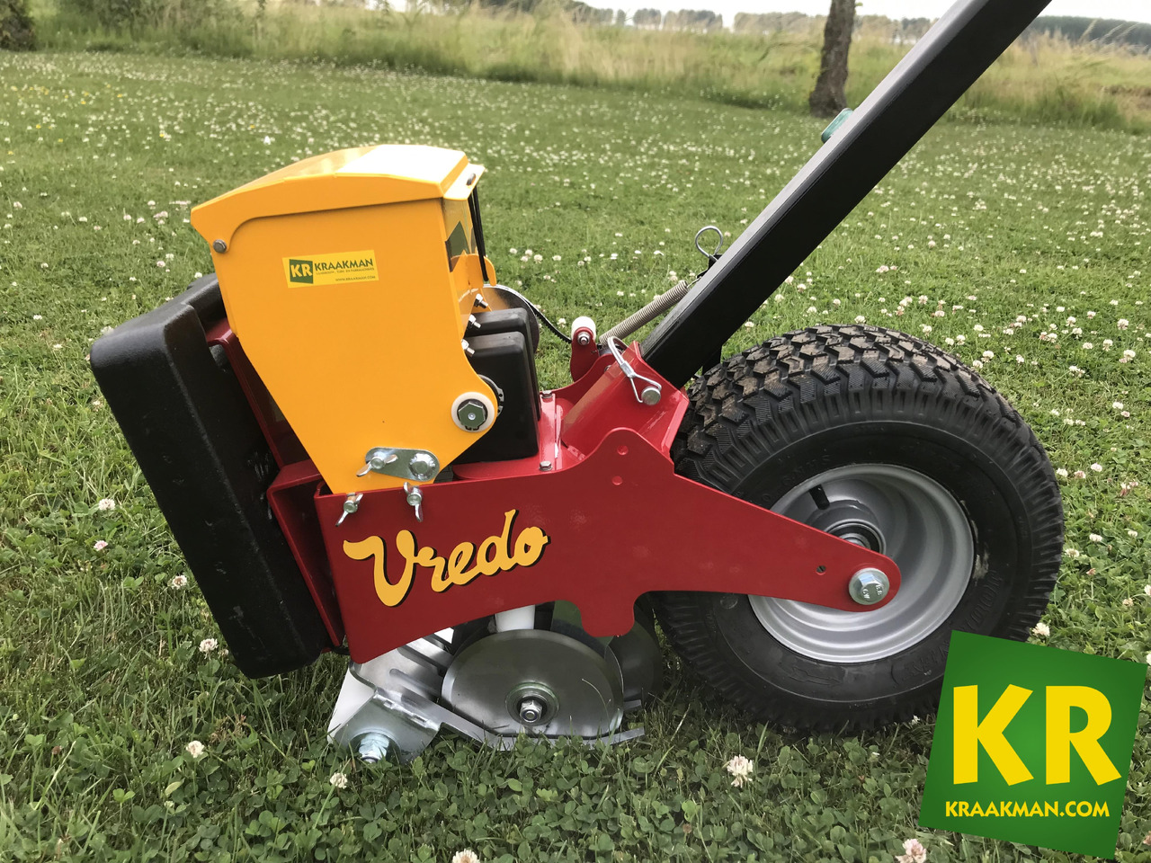 Turf Buddy Vredo - Semeadeira: foto 2 Turf Buddy Vredo - Semeadeira: foto 2