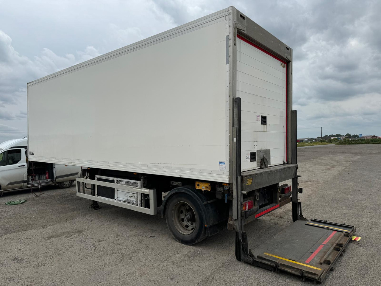 2012 Gray and Adams 8.4m Refrigerated Trailer - Semi-reboque frigorífico: foto 4 2012 Gray and Adams 8.4m Refrigerated Trailer - Semi-reboque frigorífico: foto 4