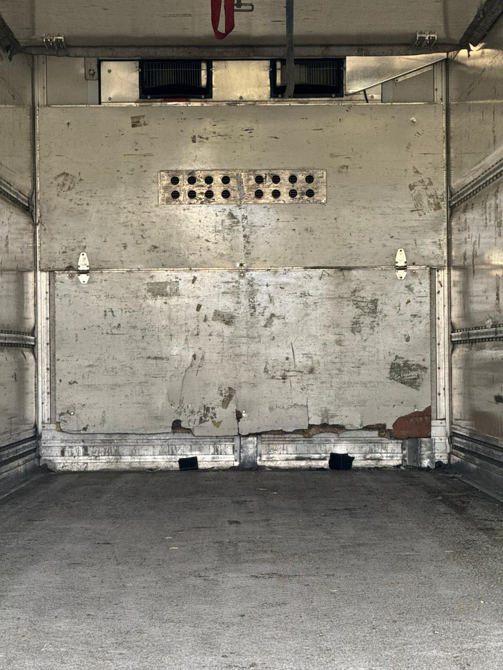 Gray and Adams 2005 Vector 1800 MT – MT-043 - Semi-reboque frigorífico: foto 3 Gray and Adams 2005 Vector 1800 MT – MT-043 - Semi-reboque frigorífico: foto 3