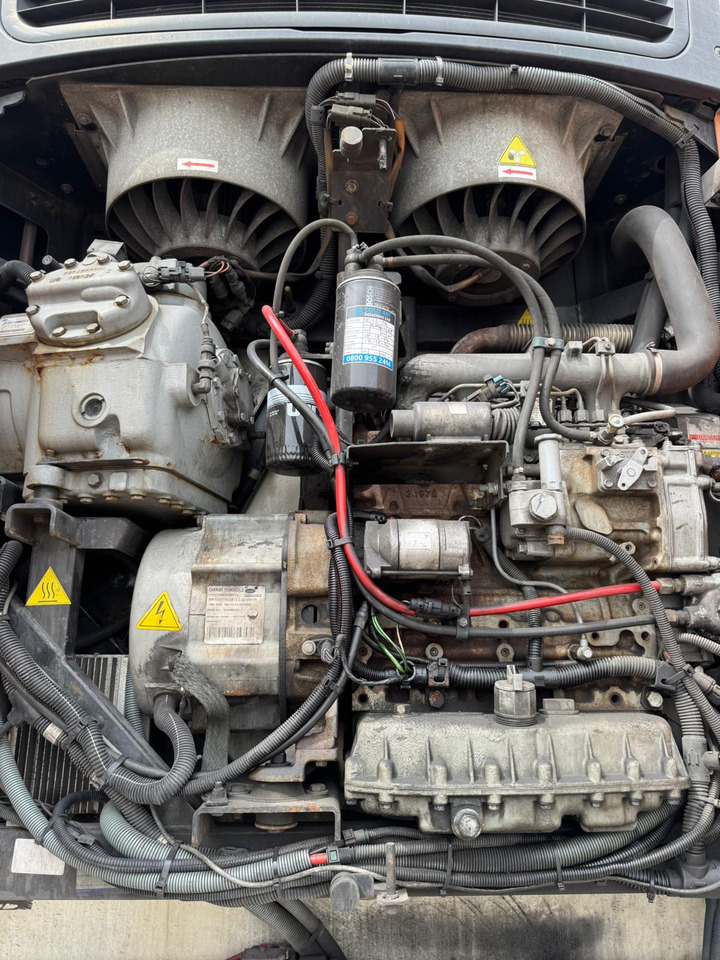 Gray and Adams 2012 Vector 1850 MT – 4832 - Semi-reboque frigorífico: foto 3 Gray and Adams 2012 Vector 1850 MT – 4832 - Semi-reboque frigorífico: foto 3