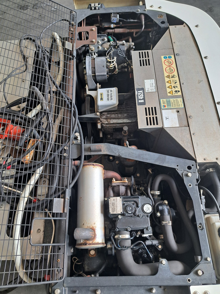 Thermo King T-500 S/N : GLW1117720 - Equipamento de refrigeração: foto 4 Thermo King T-500 S/N : GLW1117720 - Equipamento de refrigeração: foto 4