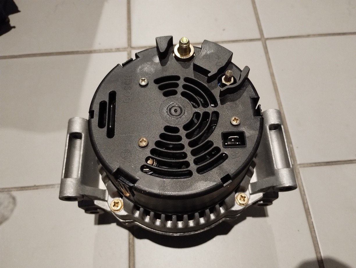 Alternator Mercedes 0111540602 0123320065 90A BOSCH SPRINTER 901 902 903 904 C KLASA - Alternador por Ônibus: foto 2 Alternator Mercedes 0111540602 0123320065 90A BOSCH SPRINTER 901 902 903 904 C KLASA - Alternador por Ônibus: foto 2