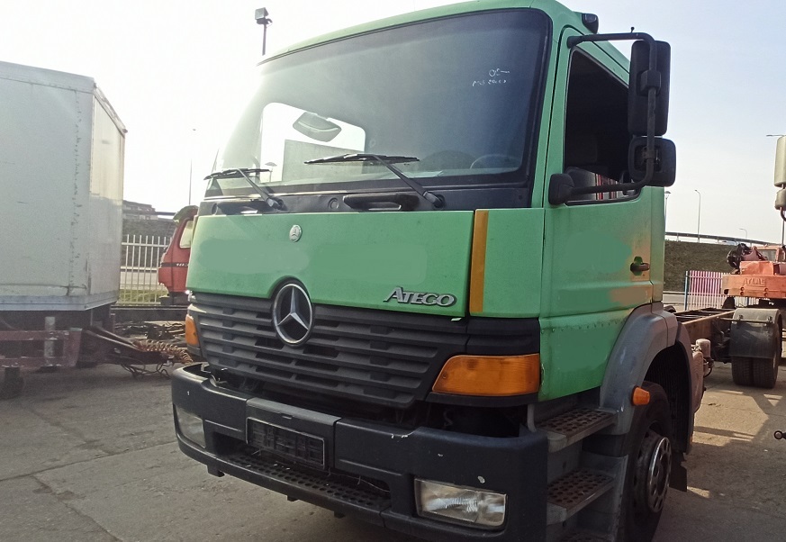 MERCEDES-BENZ ATEGO 1823 - Camião chassi: foto 5 MERCEDES-BENZ ATEGO 1823 - Camião chassi: foto 5