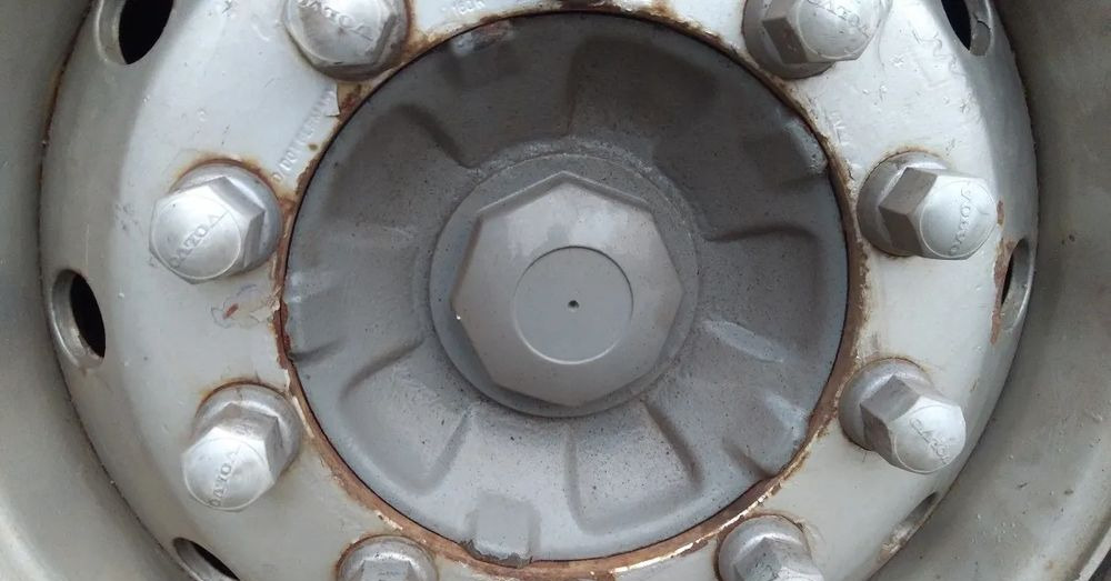 Oś wleczona podnoszona skrętna VOLVO FM FH 2007 - Eixo e peças por Camião: foto 4 Oś wleczona podnoszona skrętna VOLVO FM FH 2007 - Eixo e peças por Camião: foto 4