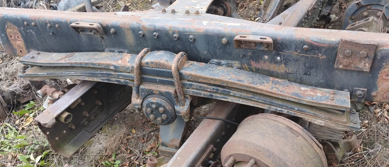 RESOR TYŁ MAN TGA TGS 6x4 6x6 8x4 8x6 8x8 - Suspensão de molas/ Suspensão de lâminas: foto 1 RESOR TYŁ MAN TGA TGS 6x4 6x6 8x4 8x6 8x8 - Suspensão de molas/ Suspensão de lâminas: foto 1