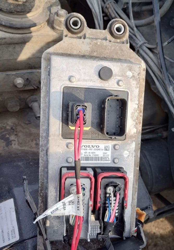 Sterownik Moduł CCIOM2 VOLVO FH 2023 22771636 P07 - Sistema elétrico por Camião: foto 1 Sterownik Moduł CCIOM2 VOLVO FH 2023 22771636 P07 - Sistema elétrico por Camião: foto 1