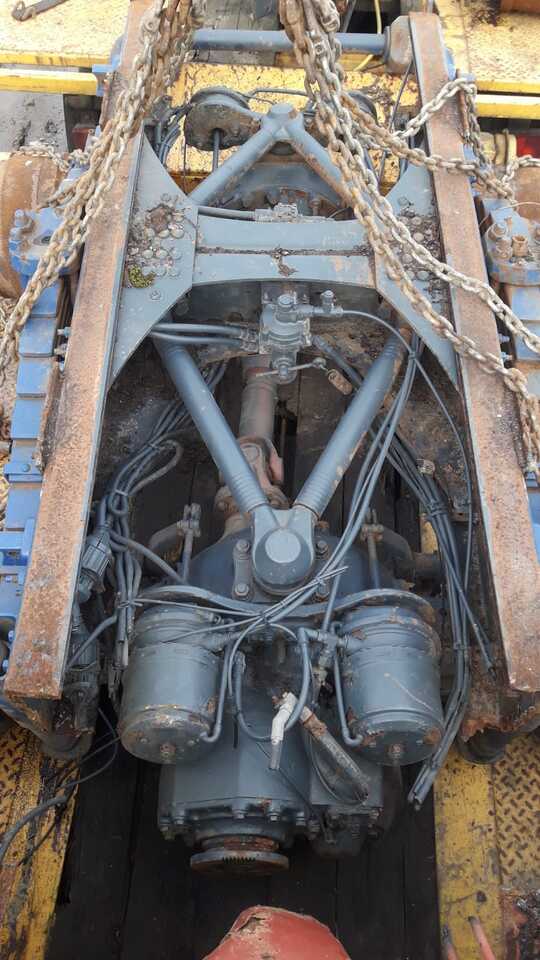 VOLVO FH FM FL 6x4 6x6 8x4 8x6 8x8 - Eixo e peças por Camião: foto 3 VOLVO FH FM FL 6x4 6x6 8x4 8x6 8x8 - Eixo e peças por Camião: foto 3