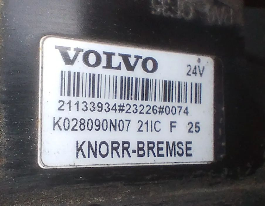 Zawór ECAS VOLVO FH500 FH550 6x4 21133934 2023 - Sistema elétrico por Camião: foto 2 Zawór ECAS VOLVO FH500 FH550 6x4 21133934 2023 - Sistema elétrico por Camião: foto 2
