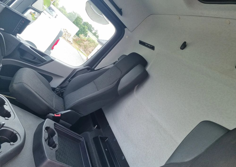 Mercedes-Benz Antos 1830 rozstaw osi 3,60 - Camião chassi: foto 5 Mercedes-Benz Antos 1830 rozstaw osi 3,60 - Camião chassi: foto 5