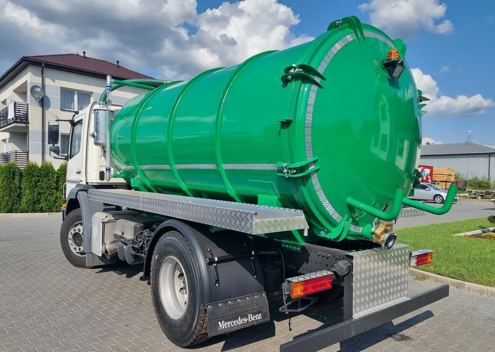 Mercedes-Benz Axor 1829 1833 - Caminhão de lixo: foto 4 Mercedes-Benz Axor 1829 1833 - Caminhão de lixo: foto 4