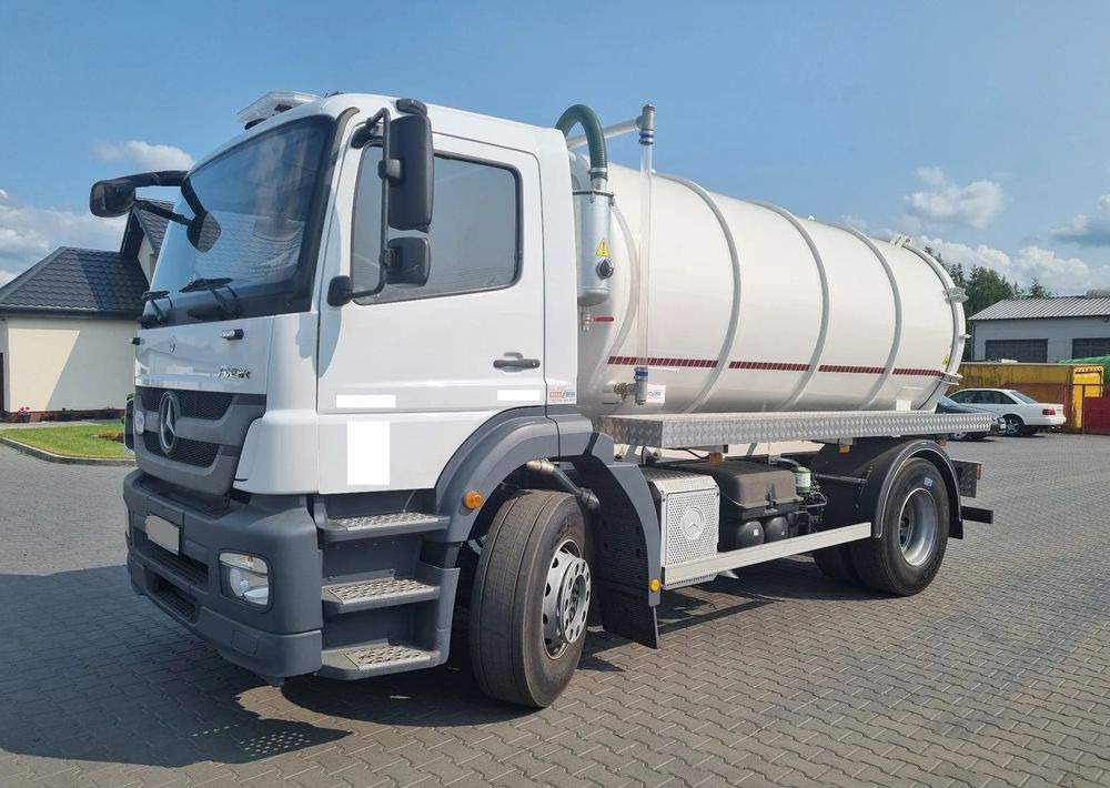 Mercedes-Benz Axor 1829 1833 - Caminhão de lixo: foto 1 Mercedes-Benz Axor 1829 1833 - Caminhão de lixo: foto 1