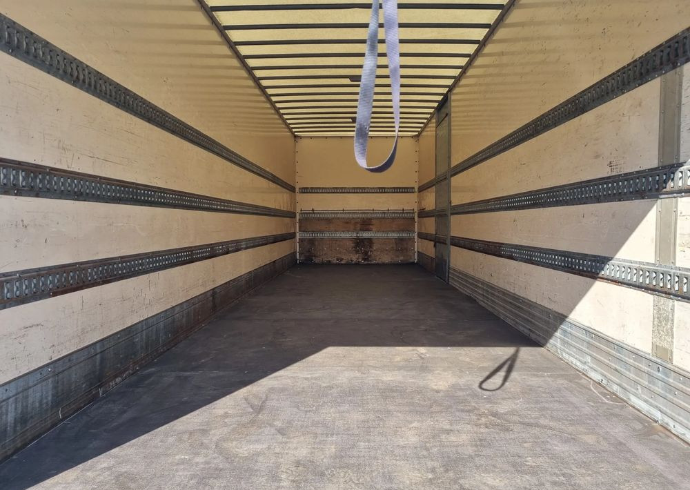 Renault Premium 270 - Camião furgão: foto 5 Renault Premium 270 - Camião furgão: foto 5