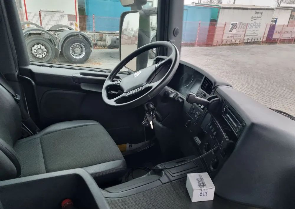 Scania P360 - Caminhão de lixo: foto 5 Scania P360 - Caminhão de lixo: foto 5