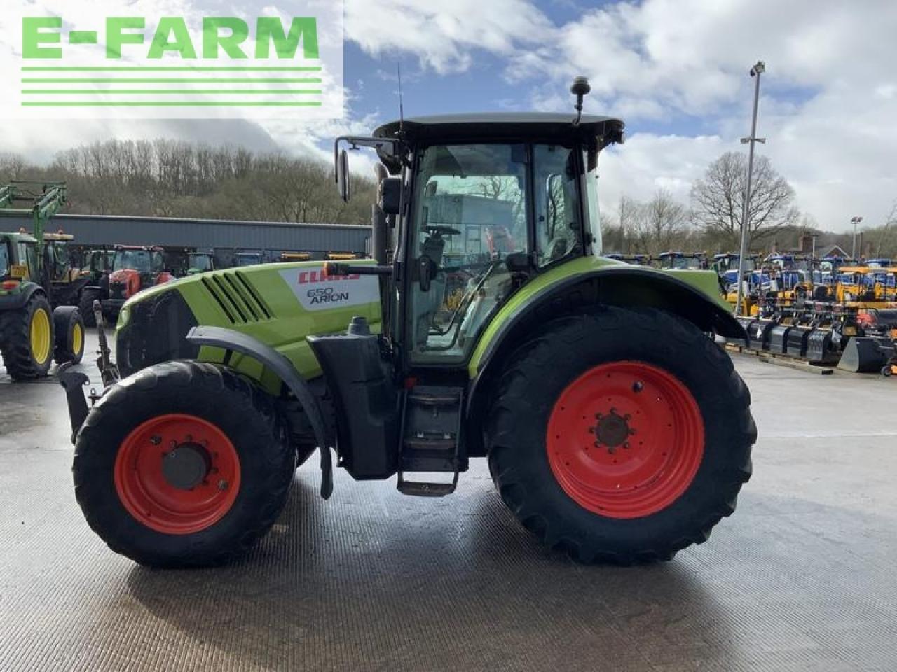CLAAS 650 arion tractor (st15805) - Trator: foto 5 CLAAS 650 arion tractor (st15805) - Trator: foto 5