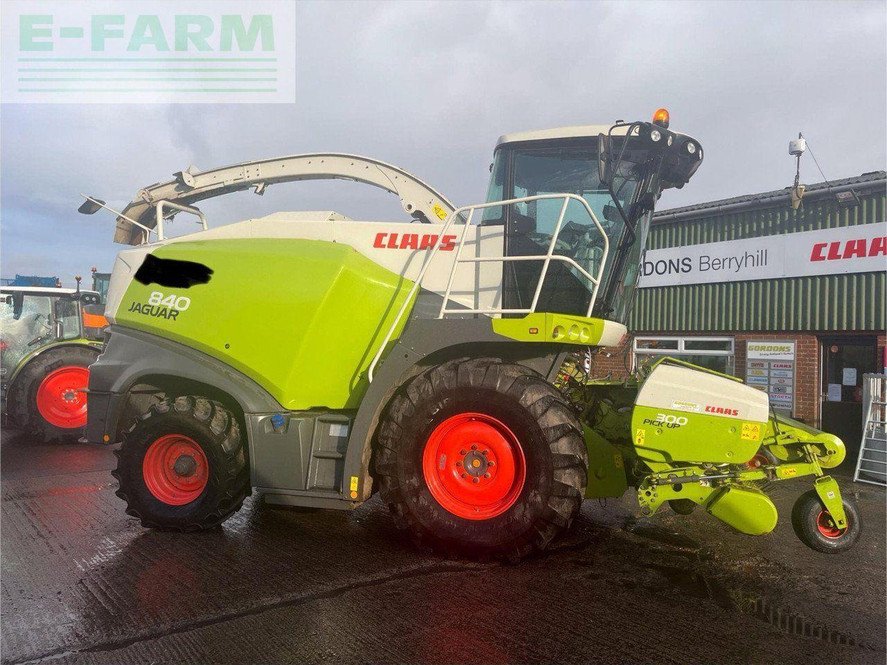 CLAAS JAGUAR 840 2WD - Picadora de forragem automotriz: foto 1 CLAAS JAGUAR 840 2WD - Picadora de forragem automotriz: foto 1