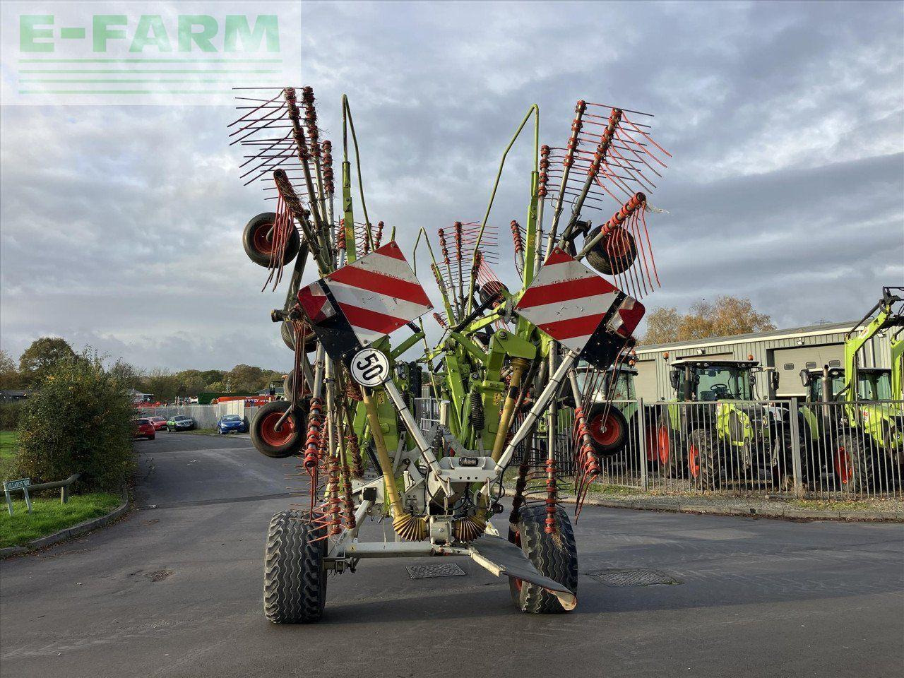CLAAS LINER 3600 - Ancinho enleirador: foto 4 CLAAS LINER 3600 - Ancinho enleirador: foto 4
