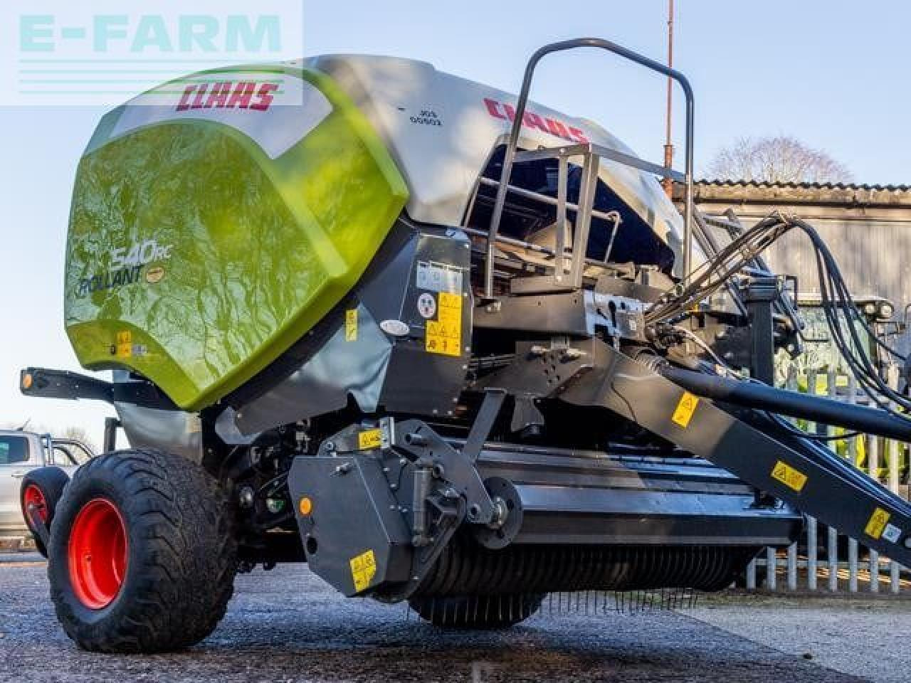 CLAAS ROLLANT 540 R - Enfardadeira de fardos quadrados: foto 2 CLAAS ROLLANT 540 R - Enfardadeira de fardos quadrados: foto 2