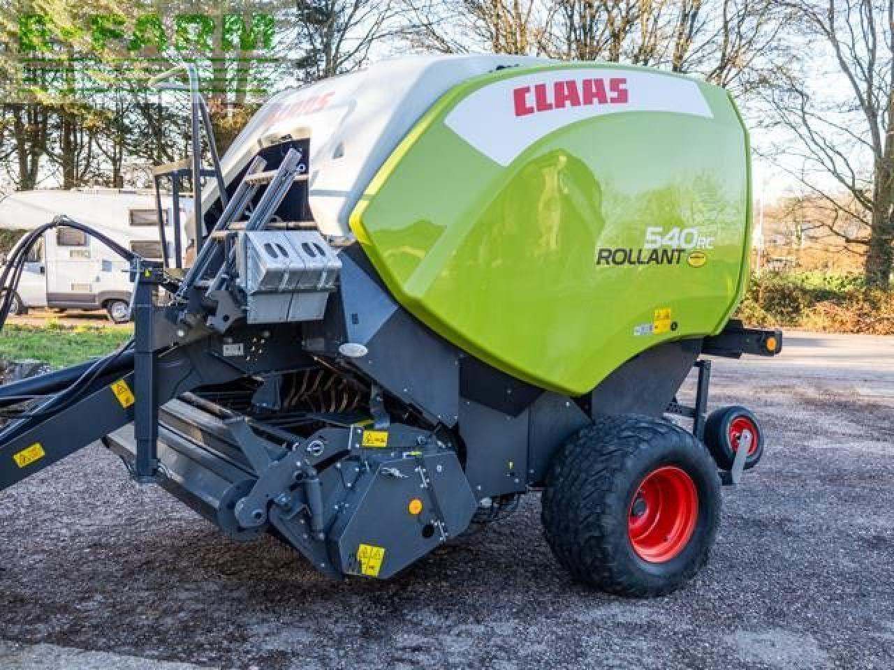 CLAAS ROLLANT 540 R - Enfardadeira de fardos quadrados: foto 1 CLAAS ROLLANT 540 R - Enfardadeira de fardos quadrados: foto 1