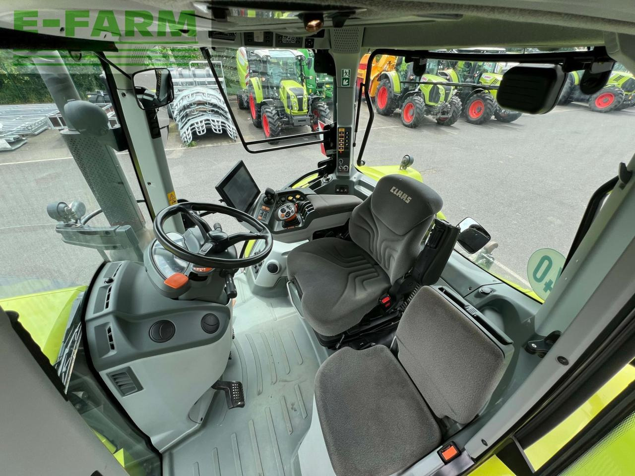 Trator CLAAS arion 630: foto 9