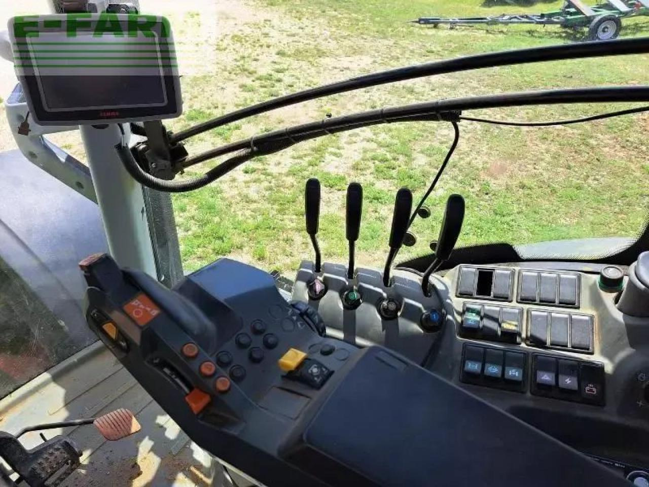 Trator CLAAS axion 800: foto 7