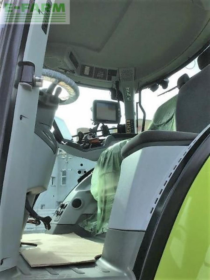 Trator CLAAS axion 810: foto 6