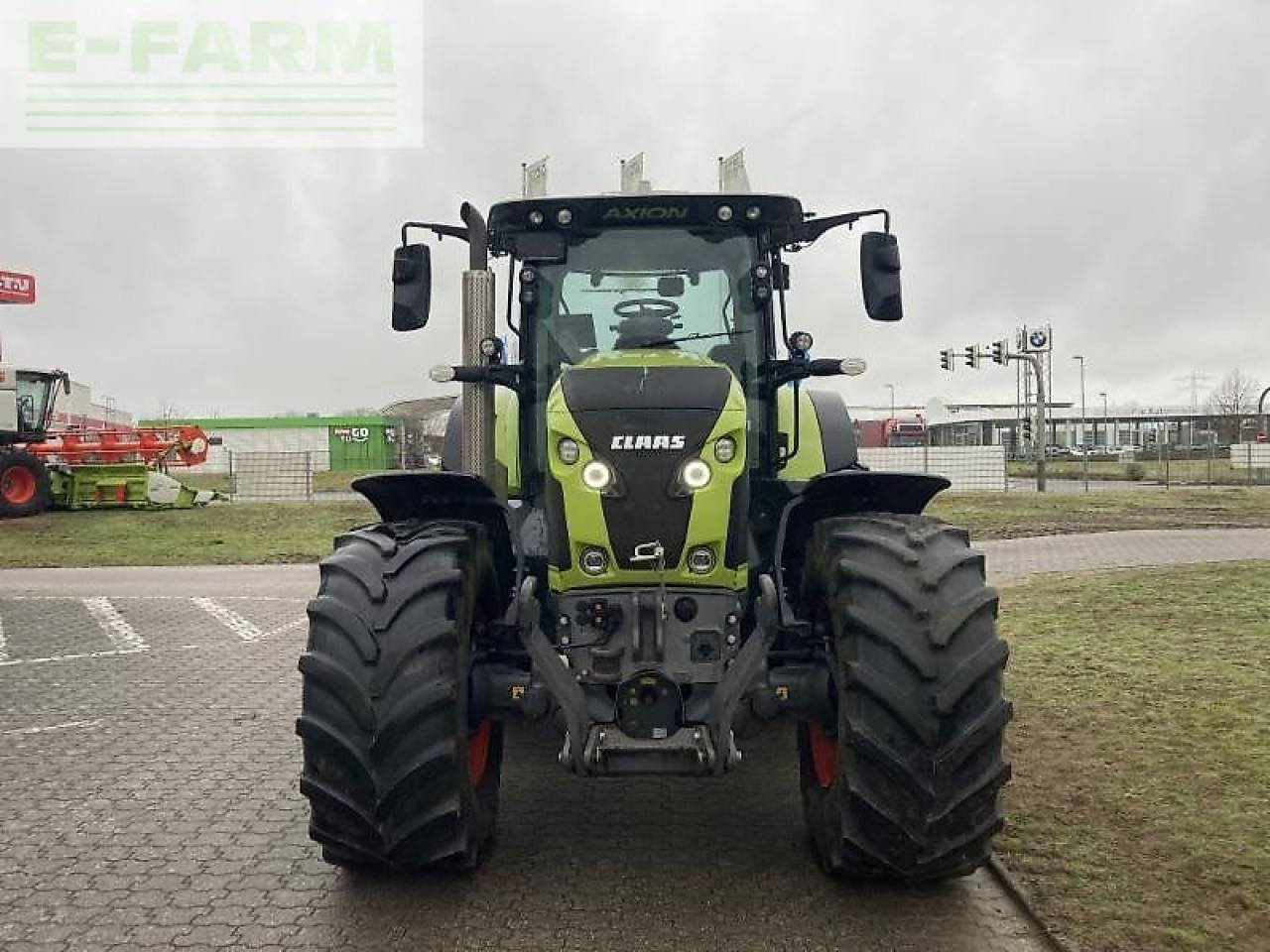 CLAAS axion 810 cmatic cebis - Trator: foto 2 CLAAS axion 810 cmatic cebis - Trator: foto 2