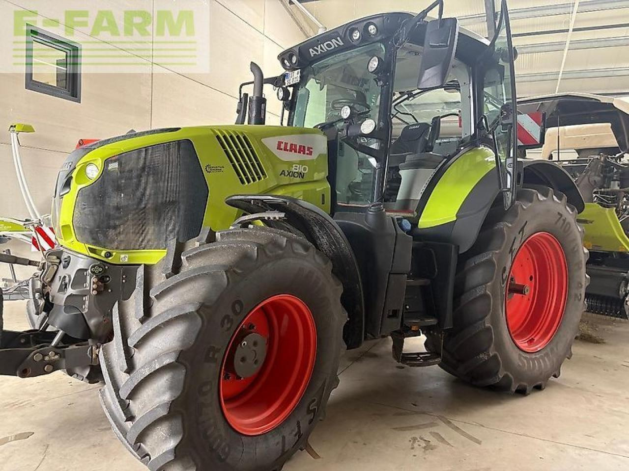 CLAAS axion 810 cmatic cebis CMATIC CEBIS - Trator: foto 1 CLAAS axion 810 cmatic cebis CMATIC CEBIS - Trator: foto 1