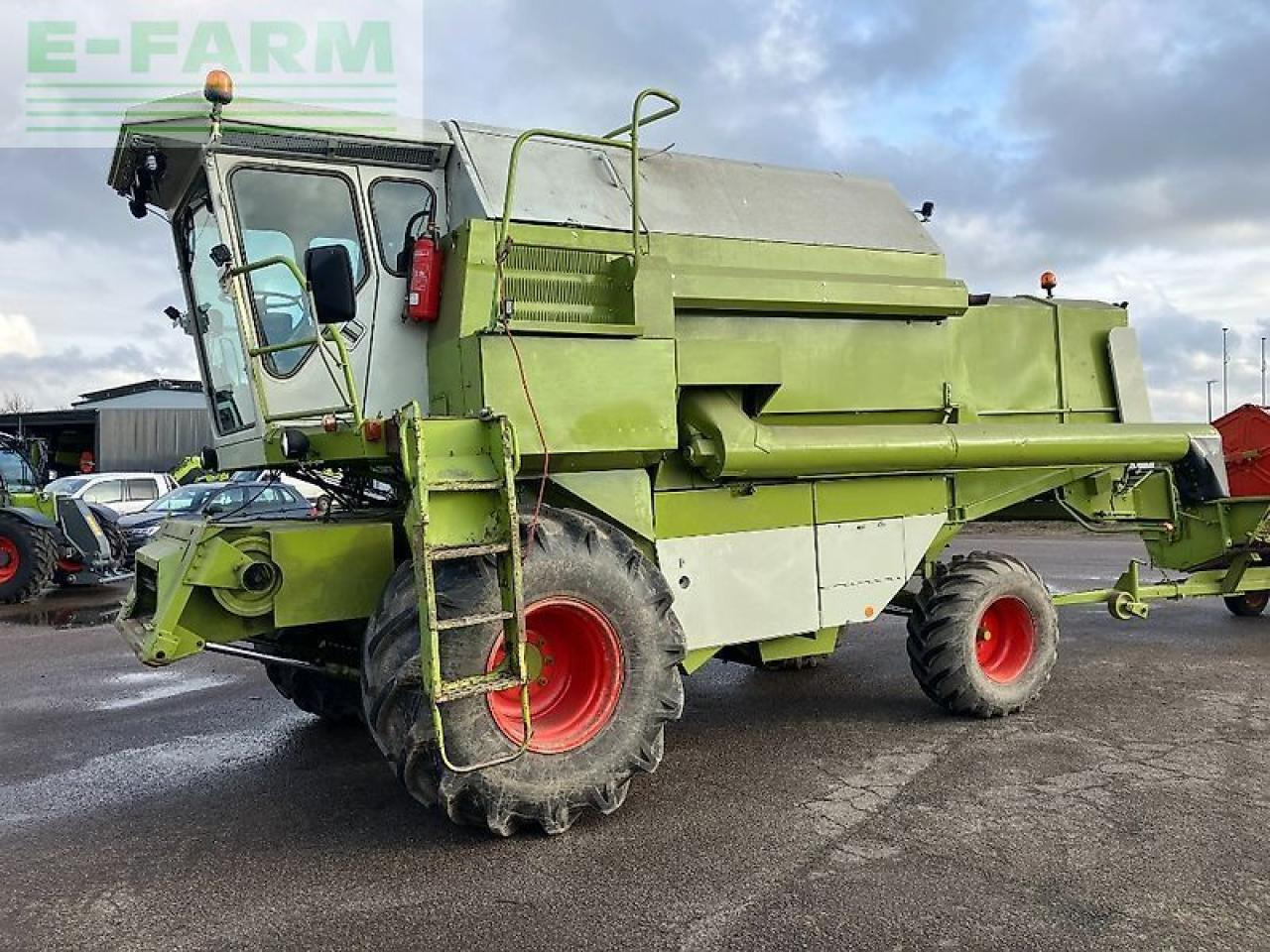 CLAAS dominator 96 - Ceifeira debulhadora: foto 1 CLAAS dominator 96 - Ceifeira debulhadora: foto 1
