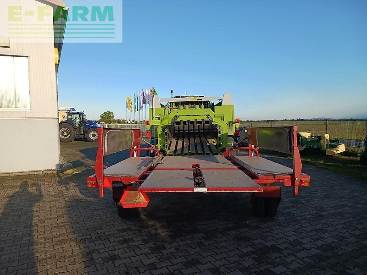 CLAAS quadrant 2200 - Enfardadeira de fardos quadrados: foto 4 CLAAS quadrant 2200 - Enfardadeira de fardos quadrados: foto 4