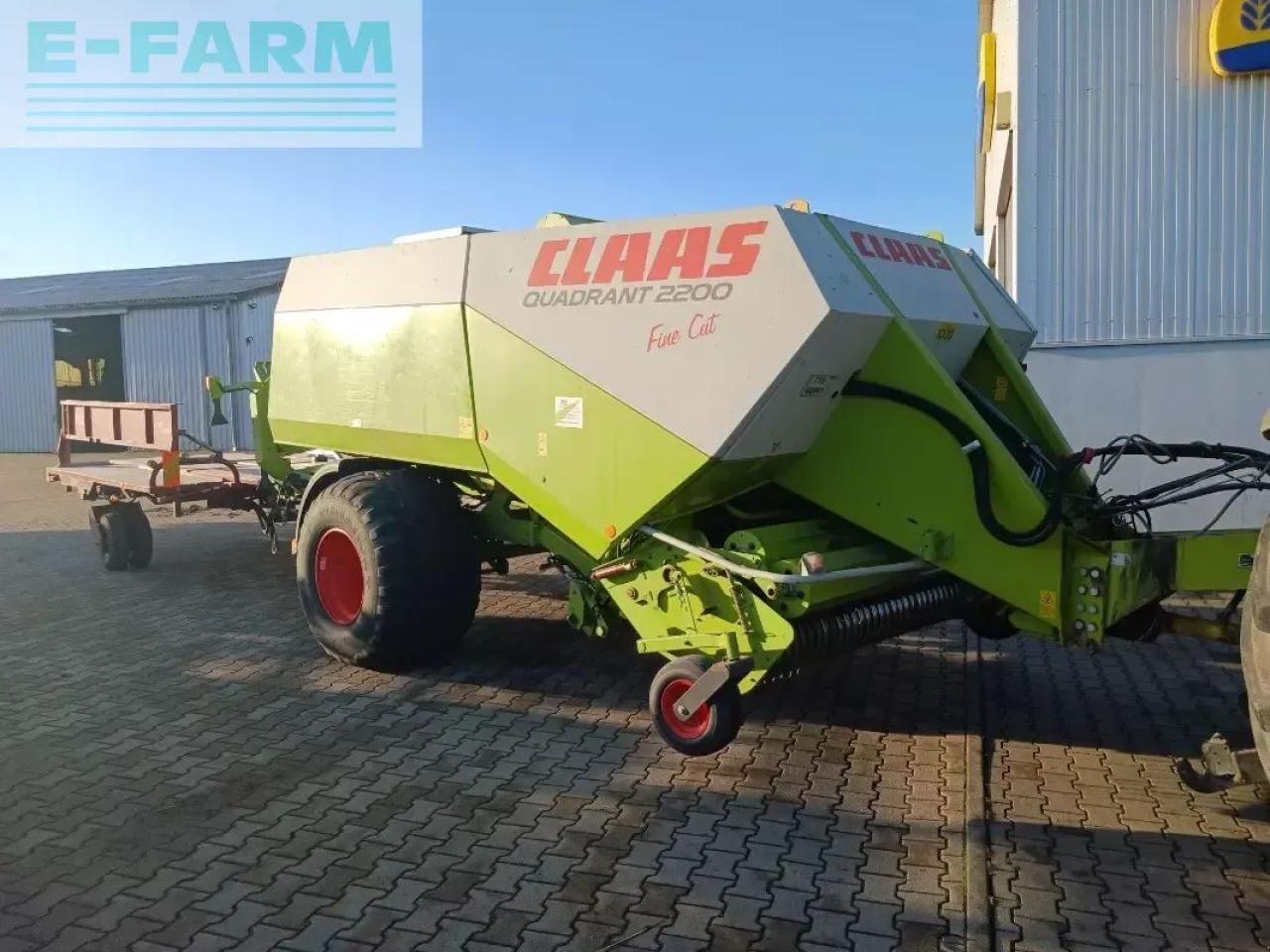 CLAAS quadrant 2200 - Enfardadeira de fardos quadrados: foto 5 CLAAS quadrant 2200 - Enfardadeira de fardos quadrados: foto 5