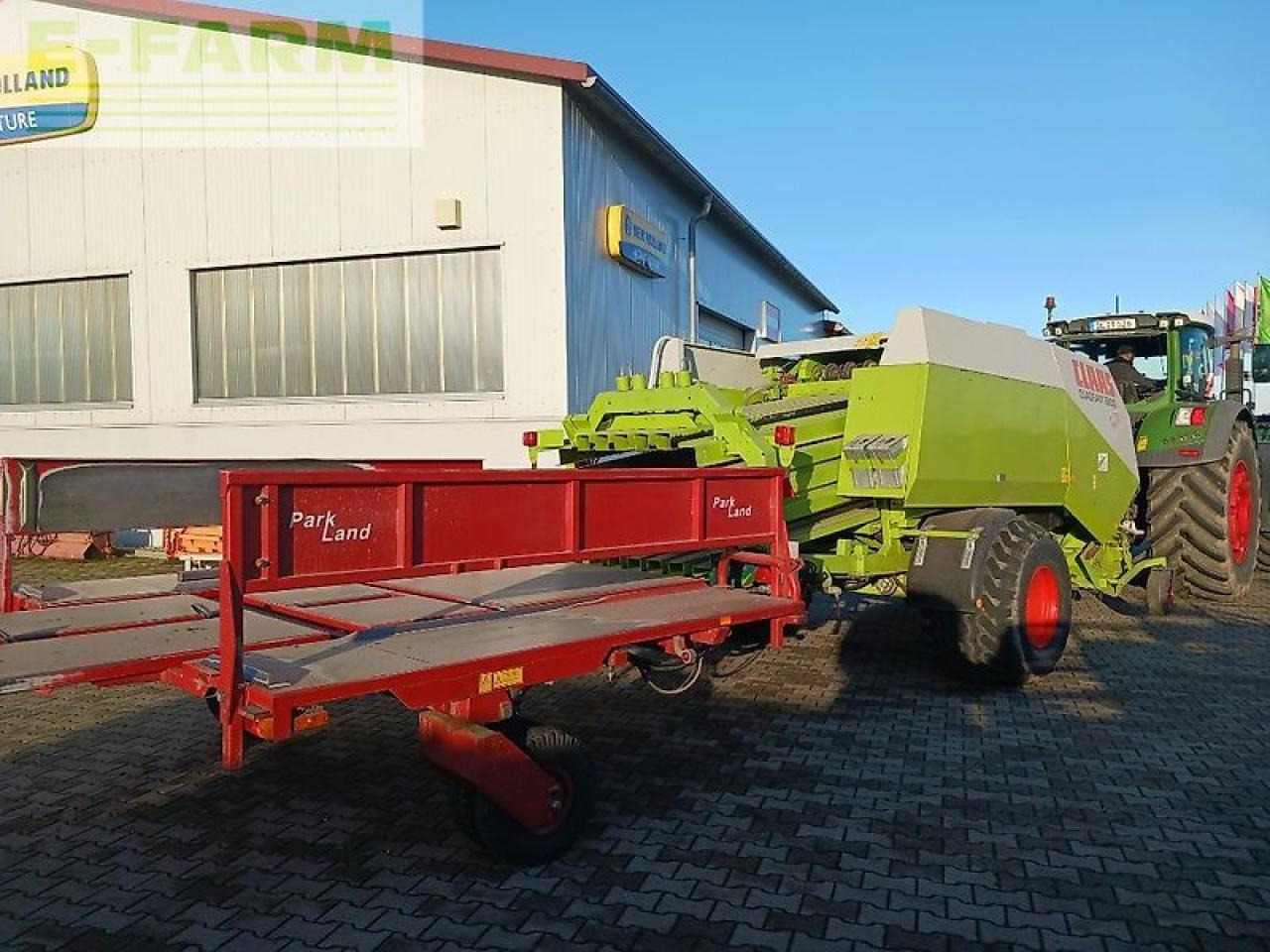 CLAAS quadrant 2200 - Enfardadeira de fardos quadrados: foto 2 CLAAS quadrant 2200 - Enfardadeira de fardos quadrados: foto 2