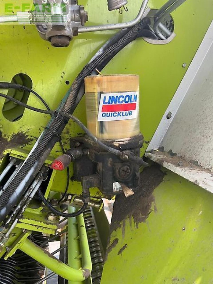 Enfardadeira de fardos quadrados CLAAS quadrant 2200 rc: foto 17