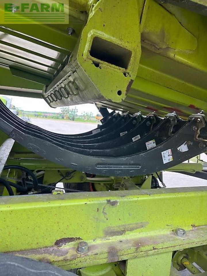 Enfardadeira de fardos quadrados CLAAS quadrant 2200 rc: foto 10