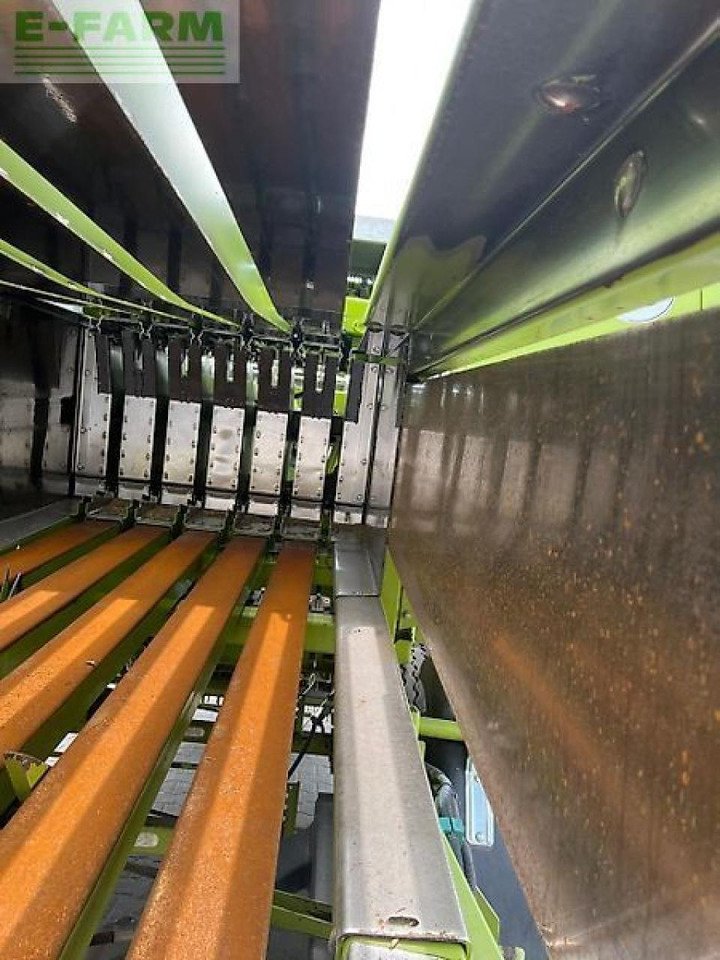 Enfardadeira de fardos quadrados CLAAS quadrant 2200 rc: foto 8