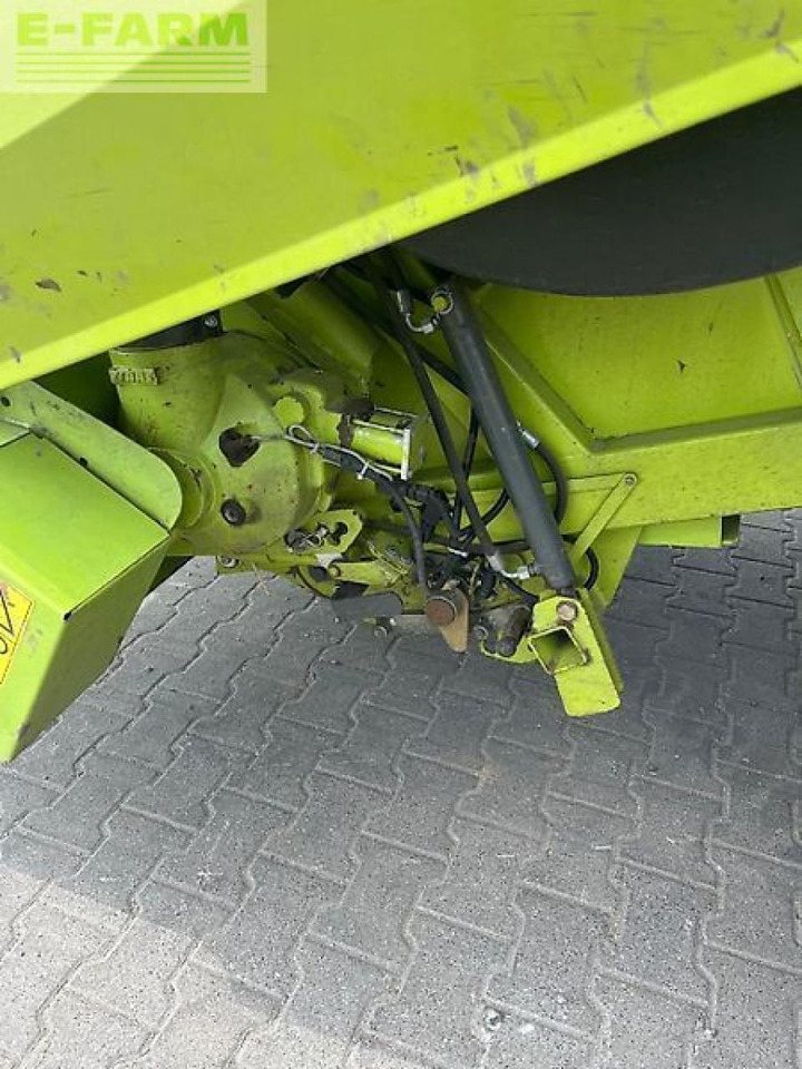 Enfardadeira de fardos quadrados CLAAS quadrant 2200 rc: foto 9