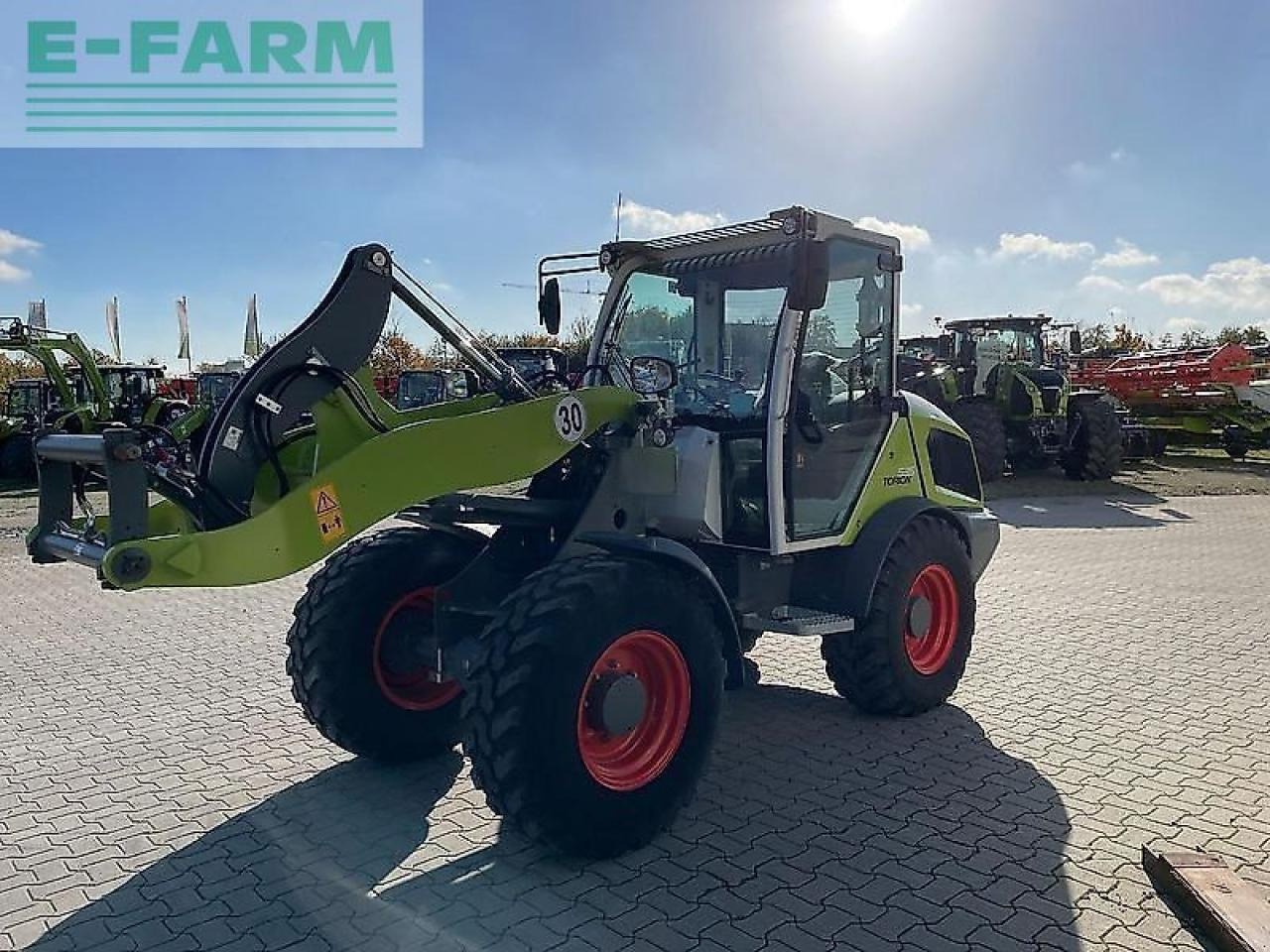 Mini escavadeira CLAAS torion 535: foto 6