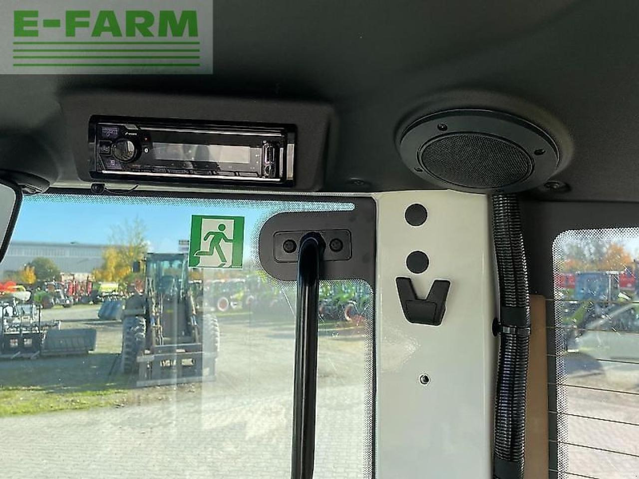 Mini escavadeira CLAAS torion 535: foto 13