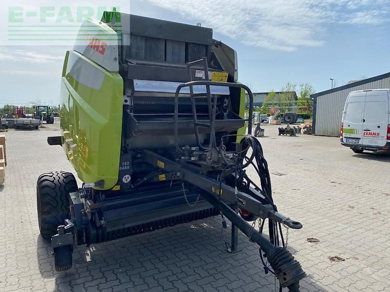 Enfardadeira de fardos quadrados CLAAS variant 485 rc: foto 7