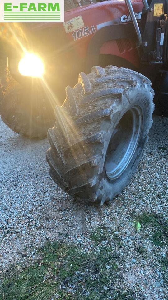Trator Case-IH Farmall 105 A: foto 11