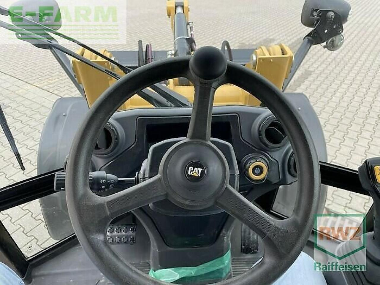 Mini escavadeira Caterpillar 906 radlader: foto 14 Mini escavadeira Caterpillar 906 radlader: foto 14