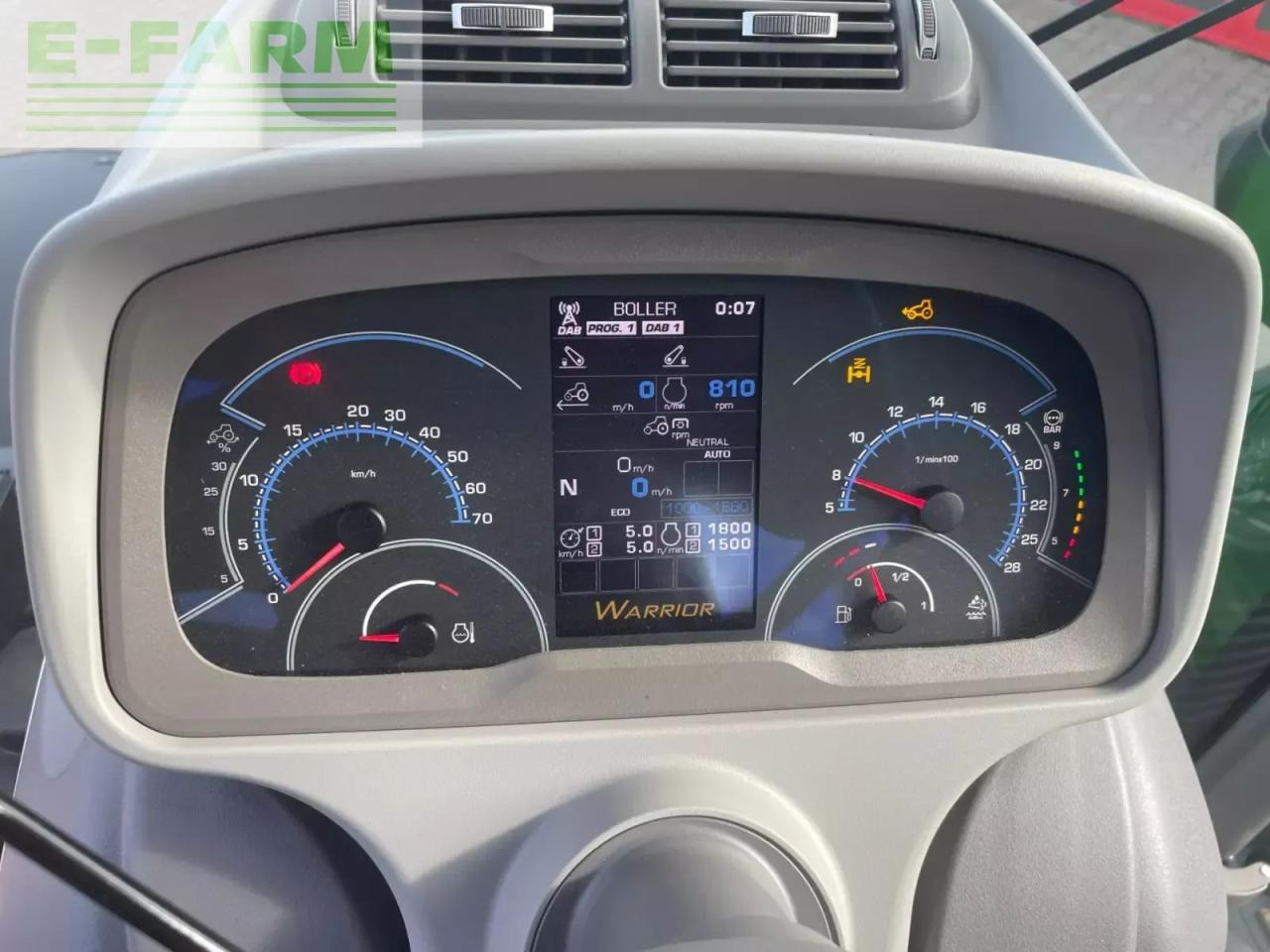 Trator Deutz-Fahr agrotron 7250 ttv warrior TTV: foto 7 Trator Deutz-Fahr agrotron 7250 ttv warrior TTV: foto 7