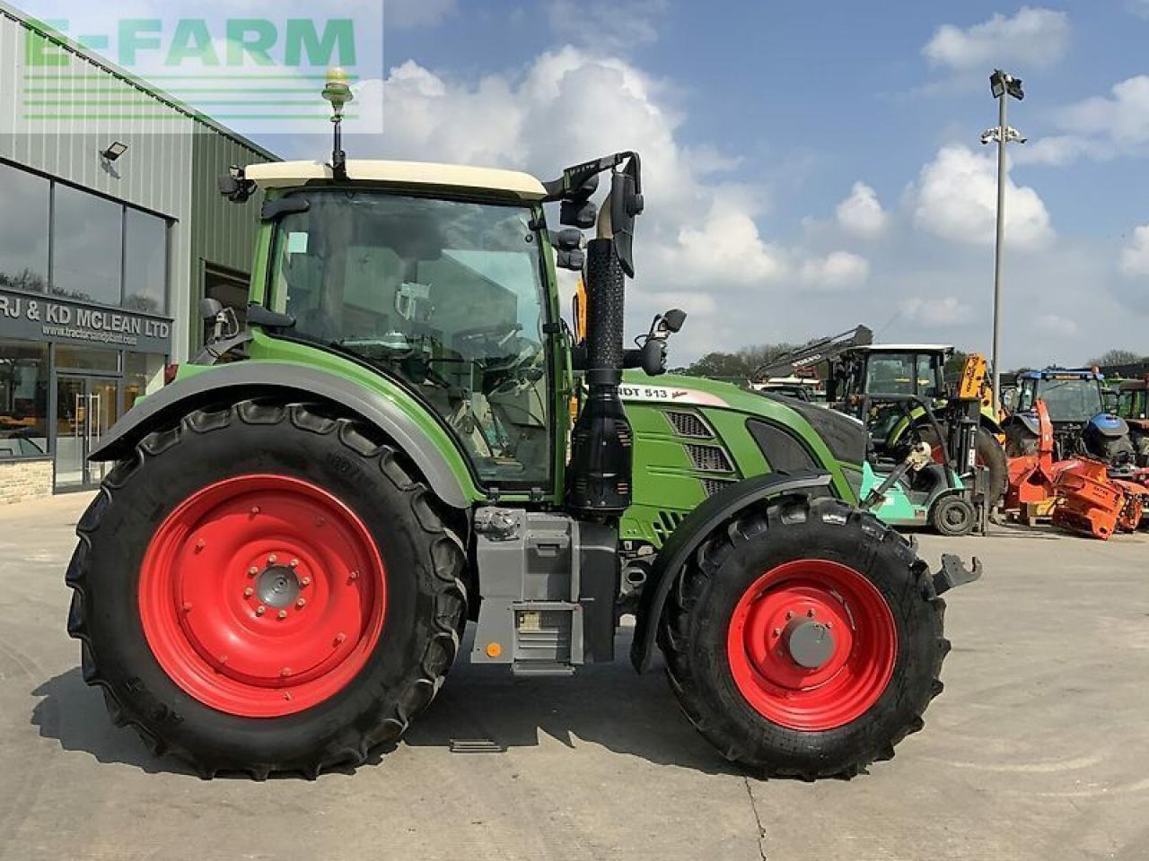Fendt 513 power tractor (st23089) - Trator: foto 1 Fendt 513 power tractor (st23089) - Trator: foto 1