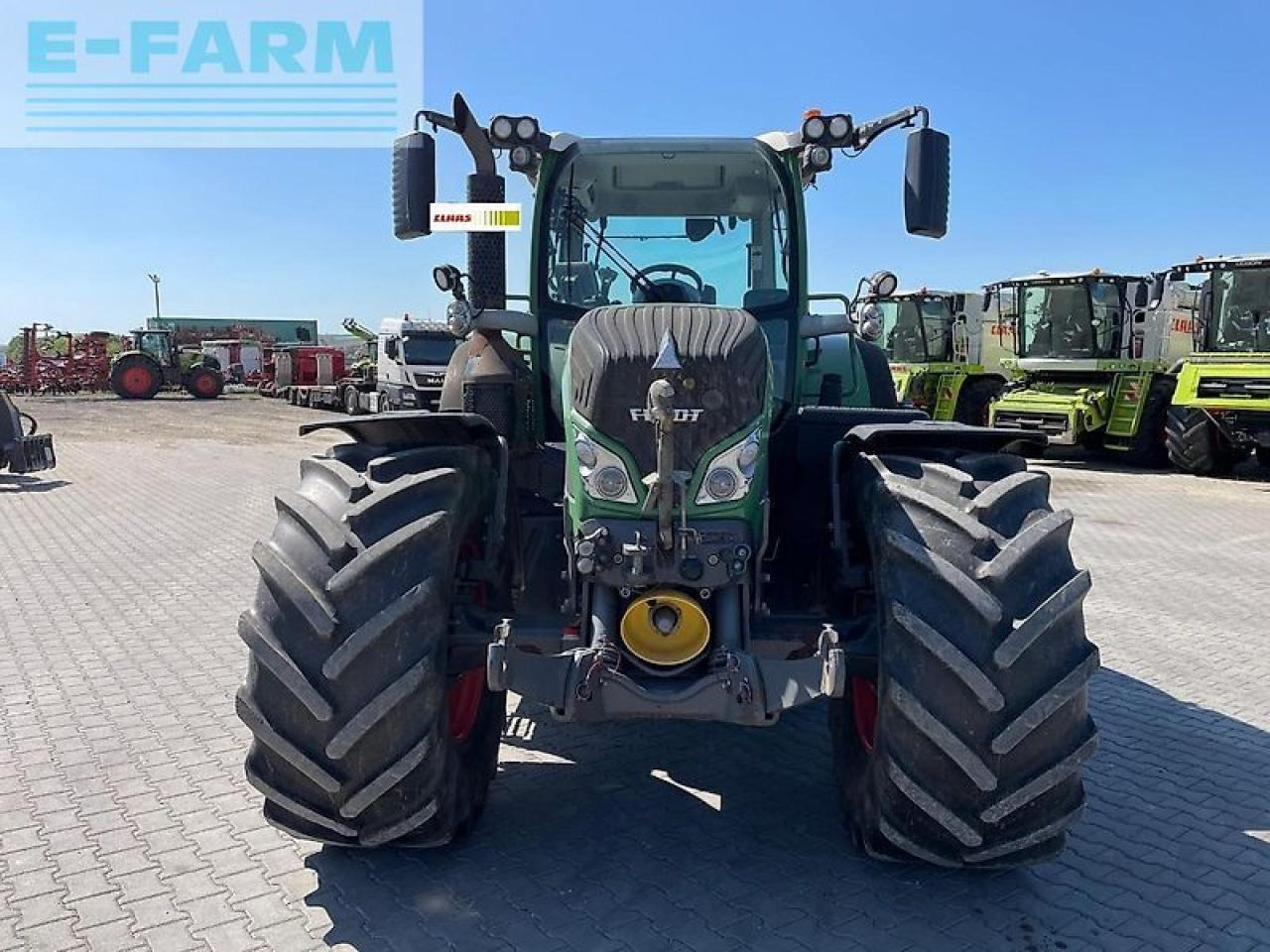 Trator Fendt 724: foto 8