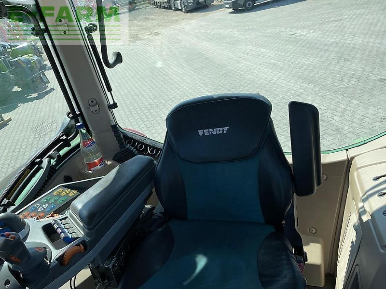 Trator Fendt 724: foto 13
